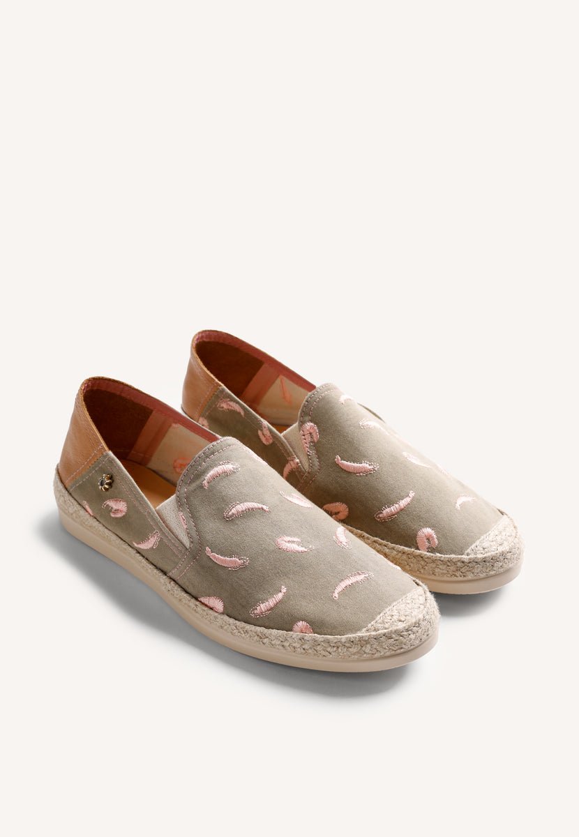 KHAKI ESPADRILLES FISH PATTERN