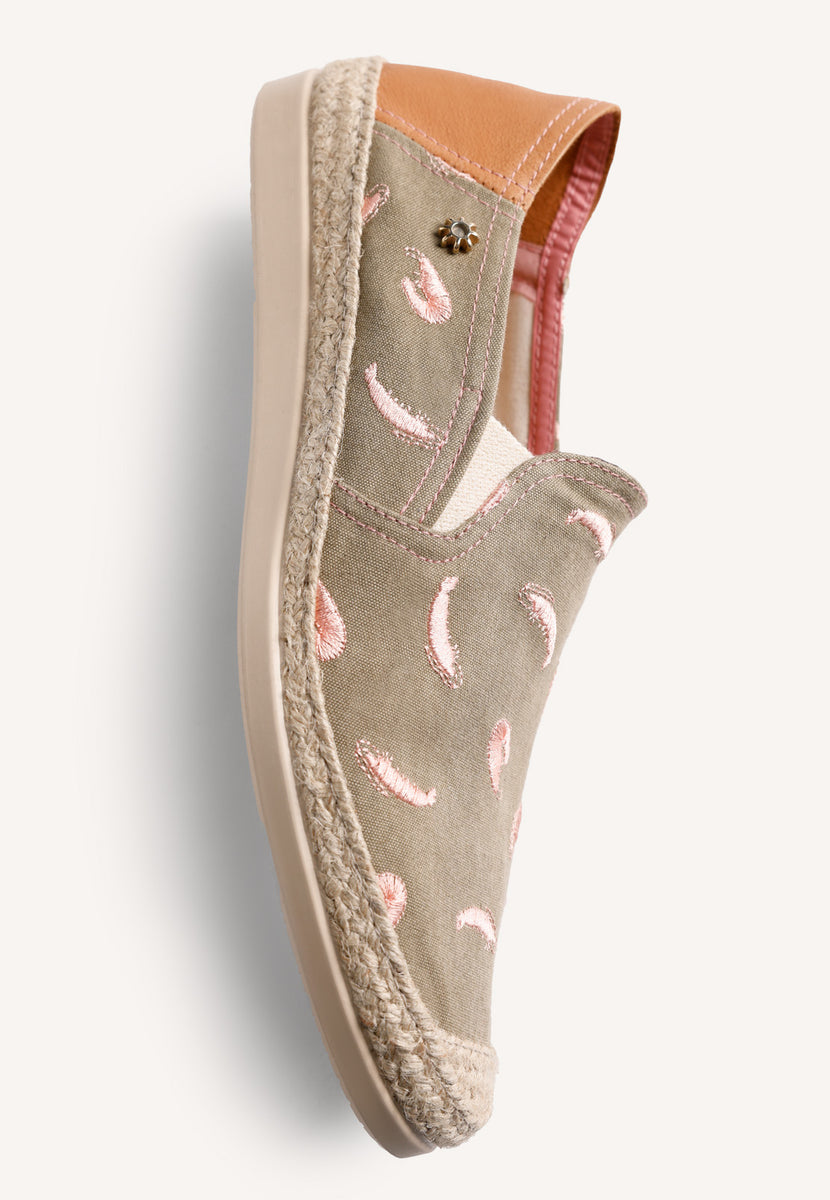 KHAKI ESPADRILLES FISH PATTERN