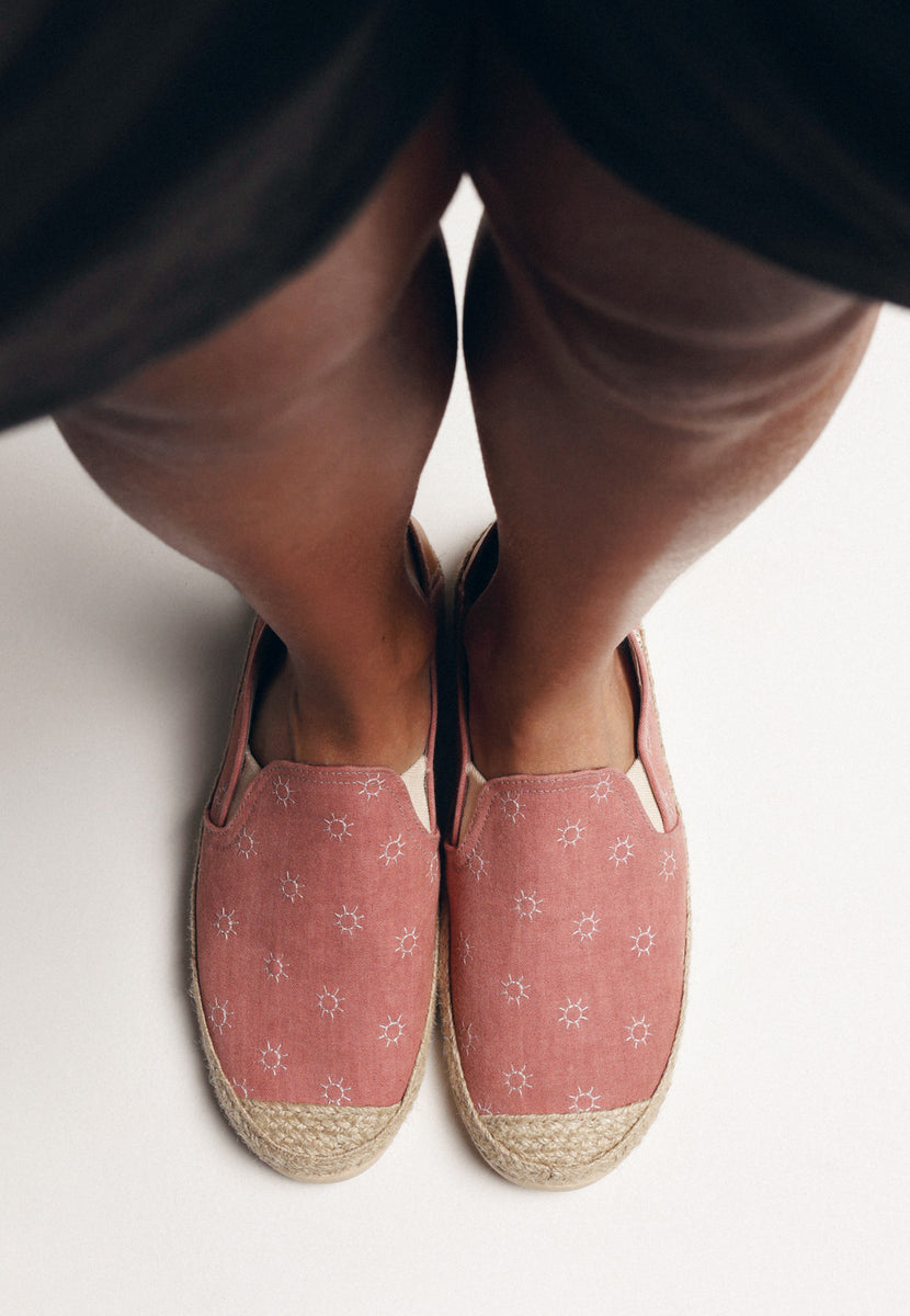 TERRACOTA ESPADRILLES SUN PATTERN