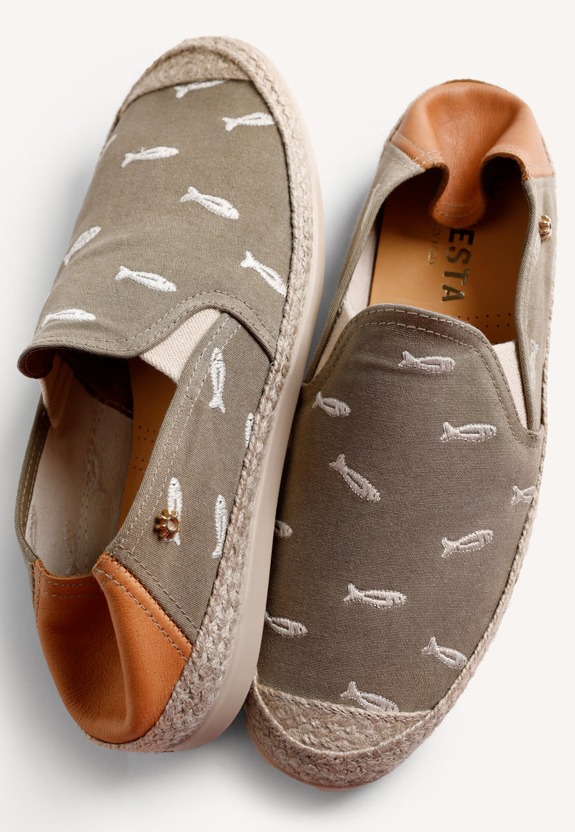 KHAKI ESPADRILLES FISH PATTERN