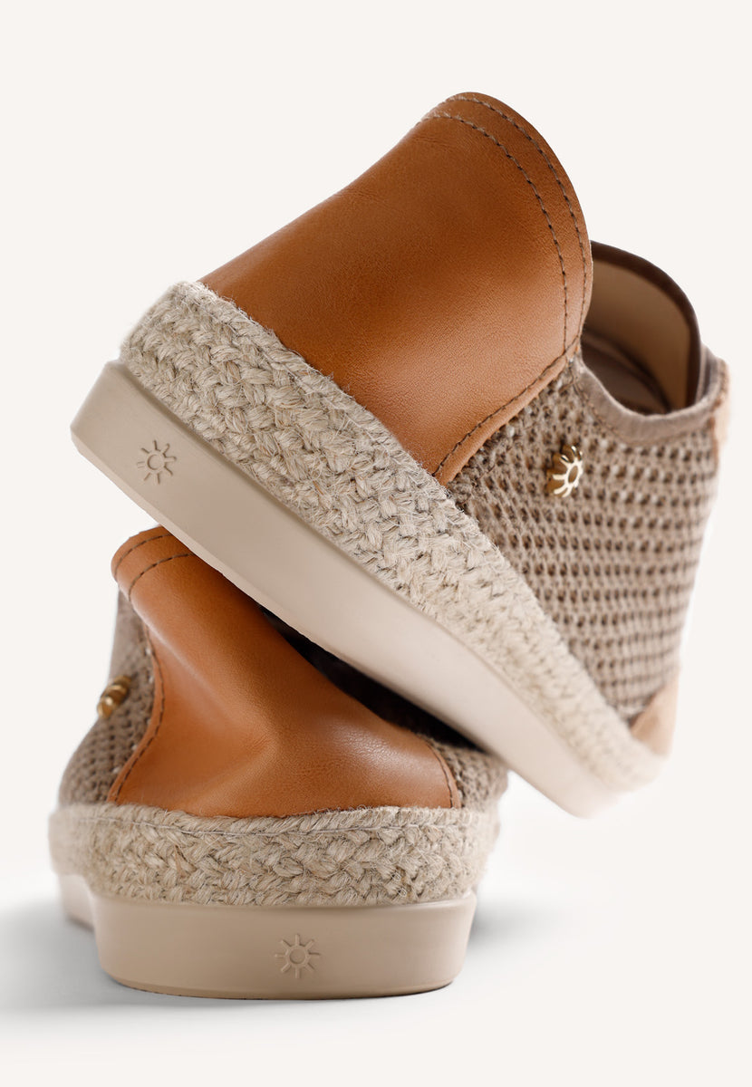 KHAKI MESH SNEAKERS