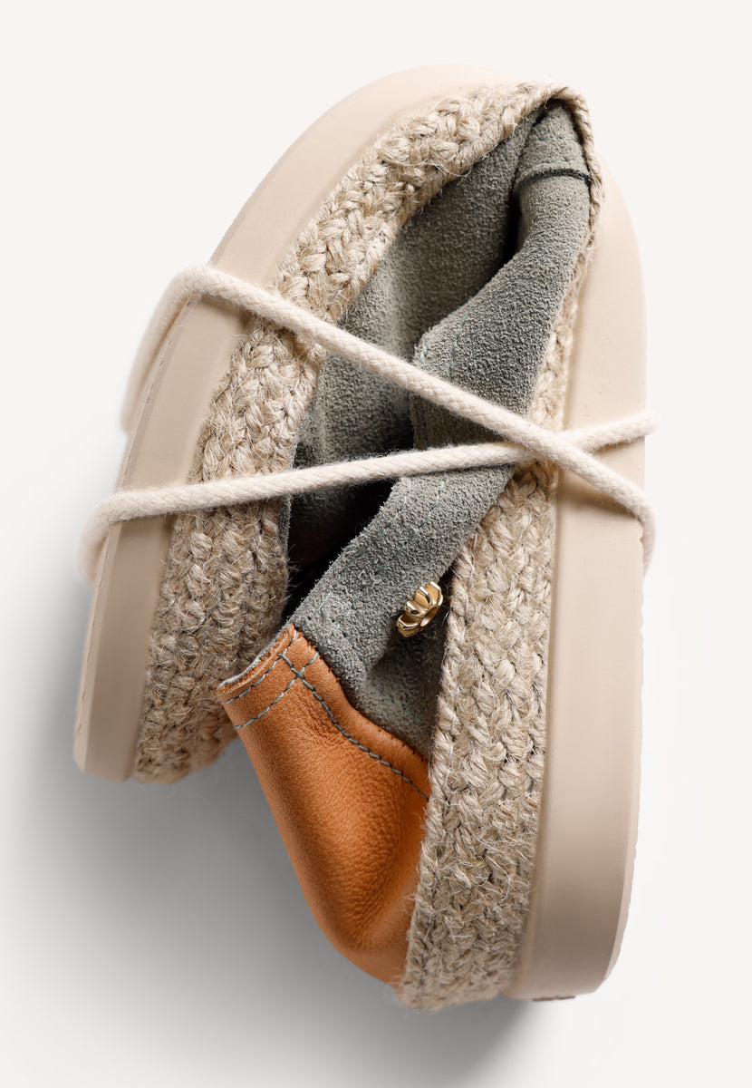 KHAKI LEATHER ESPADRILLES